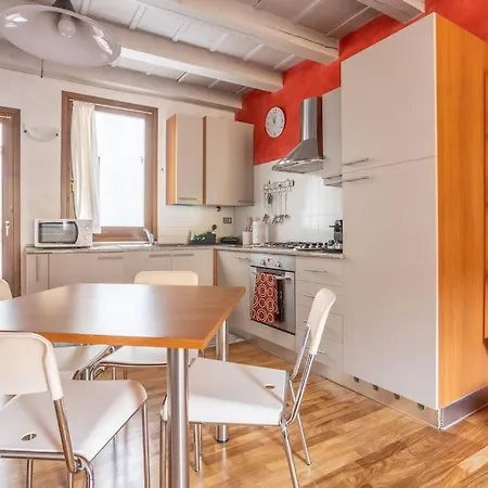 Apartment Dei Frutti Pieno Centro - Il Melograno *